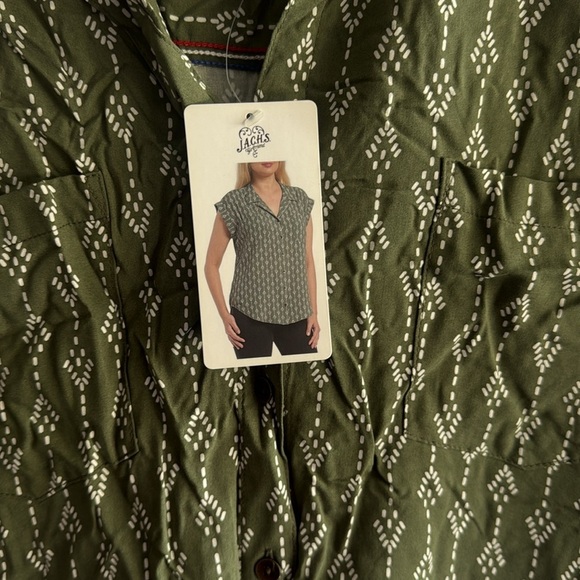 Jachs Girlfriend Buttondown blouse - Picture 4 of 4